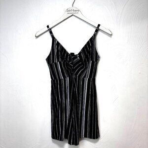 New Romper Black White Stripes Sleeveless V Neck Casual Keyhole Short Womens XS